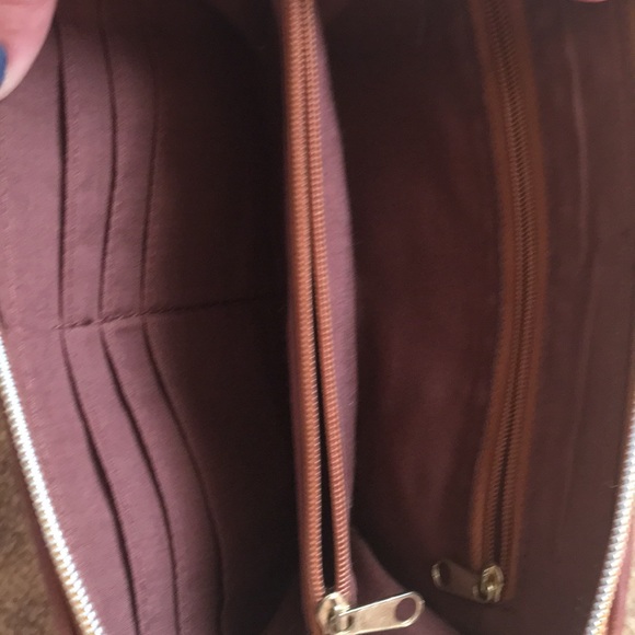 Wallet - Picture 3 of 3